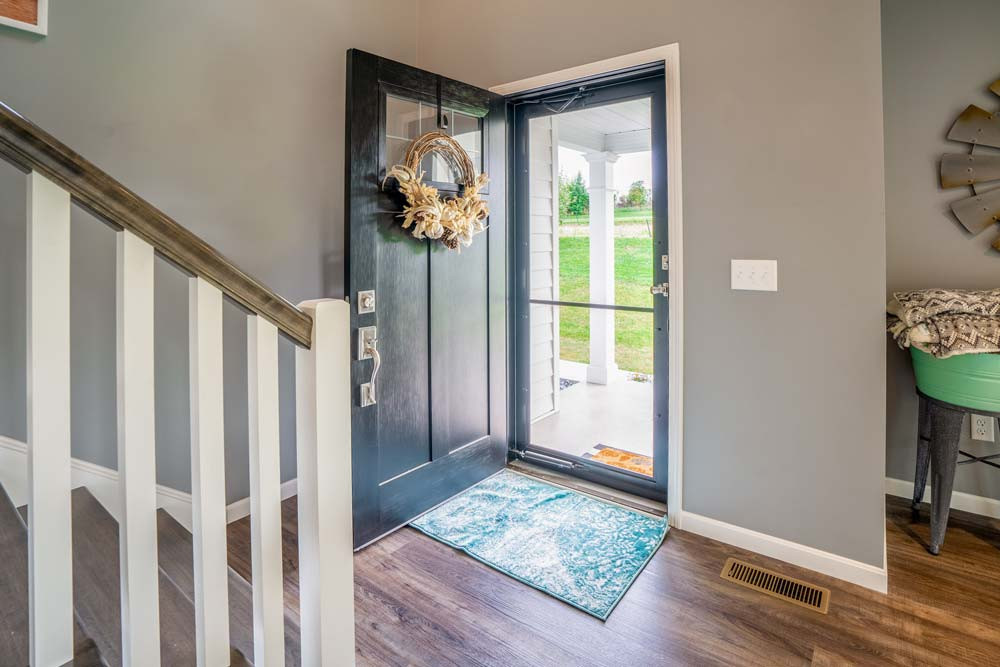 ProVia Deluxe Full View Storm Door