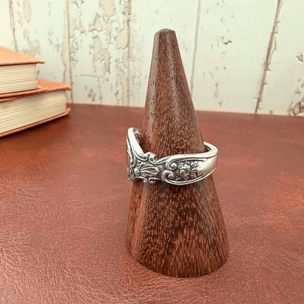 Antique Scroll Ring