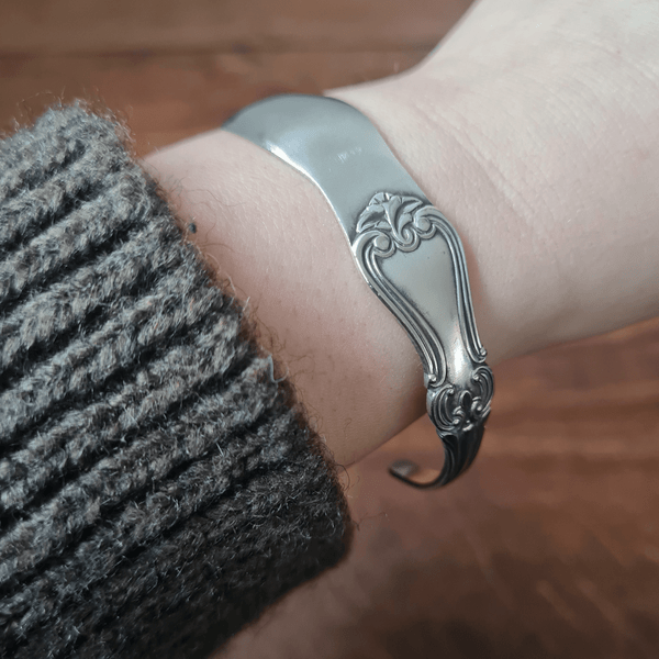 Regency Sugar Tong Cuff Bangle