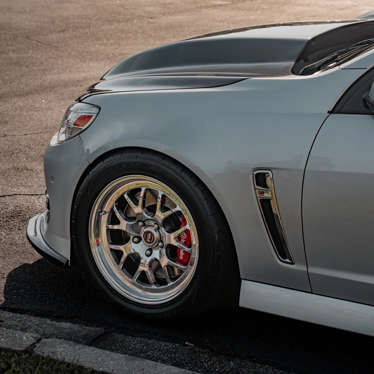 Weld CAMARO CTS-V RT-S S77 18x8 / 5x120mm BP / 5.1in. BS Polished