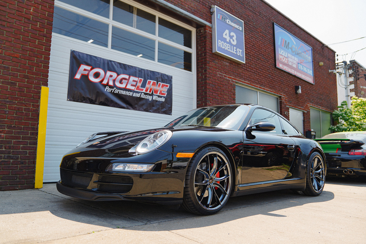 Forgeline F01 Black Chrome Wheel 20x9 +52 5x130BC (Porsche 997