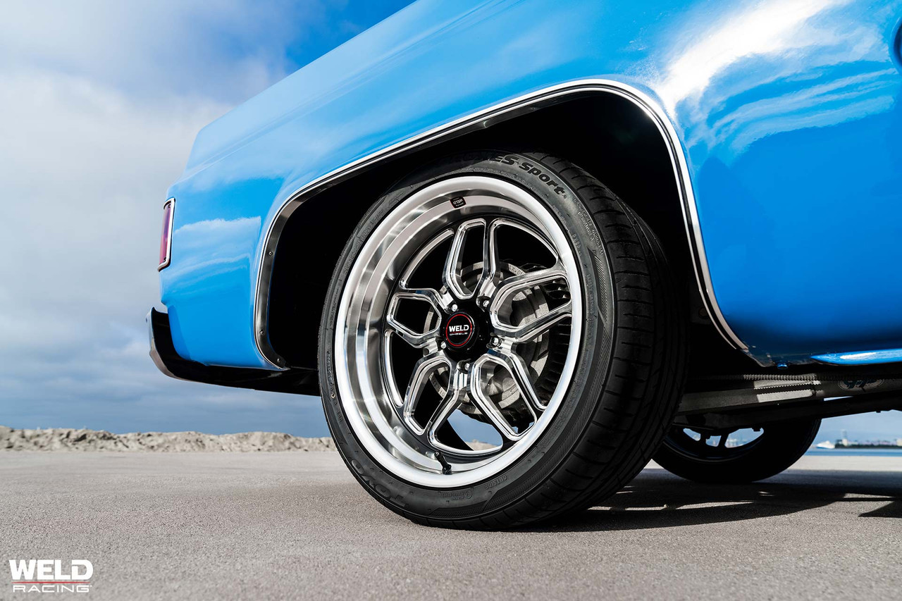 浪人生r WELD Laguna Street Gloss Black Wheel Chevy C10 OBS C1500