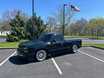 `@qbr25b‚Äôs 2004 Silverado LS is set up with WELD Racing RT-S S77 HD Forged Polished wheels ‚Äî 20x7 fronts and 17x10 rears for a clean drag-ready stance.