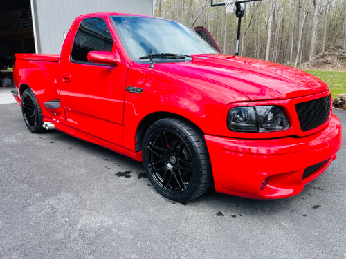 `@jfalk81 Forgestar F14 Gloss Black Wheels - 1999 Ford Lightning SVT - 20x9.5 Fronts and 20x11 Rears 1x