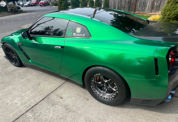Owner Spotlight: Kenneth’s 2013 Nissan GT-R on WELD Ventura 5 Beadlock Drag Wheels 