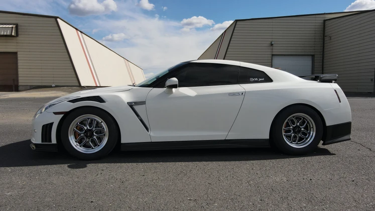 Owner Spotlight: Javier’s 2014 Nissan GT-R Black Edition running WELD Laguna Drag Wheels 