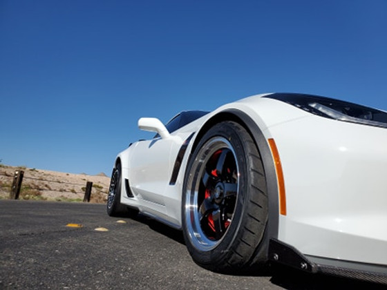 White C7 Corvette with Forgestar D5 18x10 and 18x12 Beadlock & Non-Beadlock Drag Wheels (2014-2019)