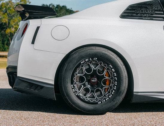 Now In-Stock: Weld Solana Beadlock Drag Setup (18x10 / 17x10) for Nissan GT-R R35 (2009-2024)!