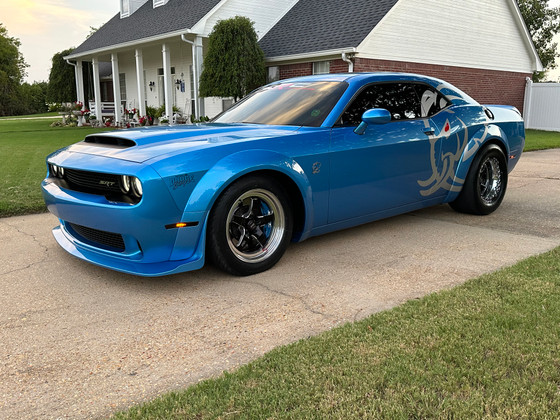 Robert's 2018 Hellcat Challenger (Hellephant) on WELD Racing Drag Wheels (18x5 S71 Fronts and 17x11 Beadlock Gloss Black Drag Wheels).