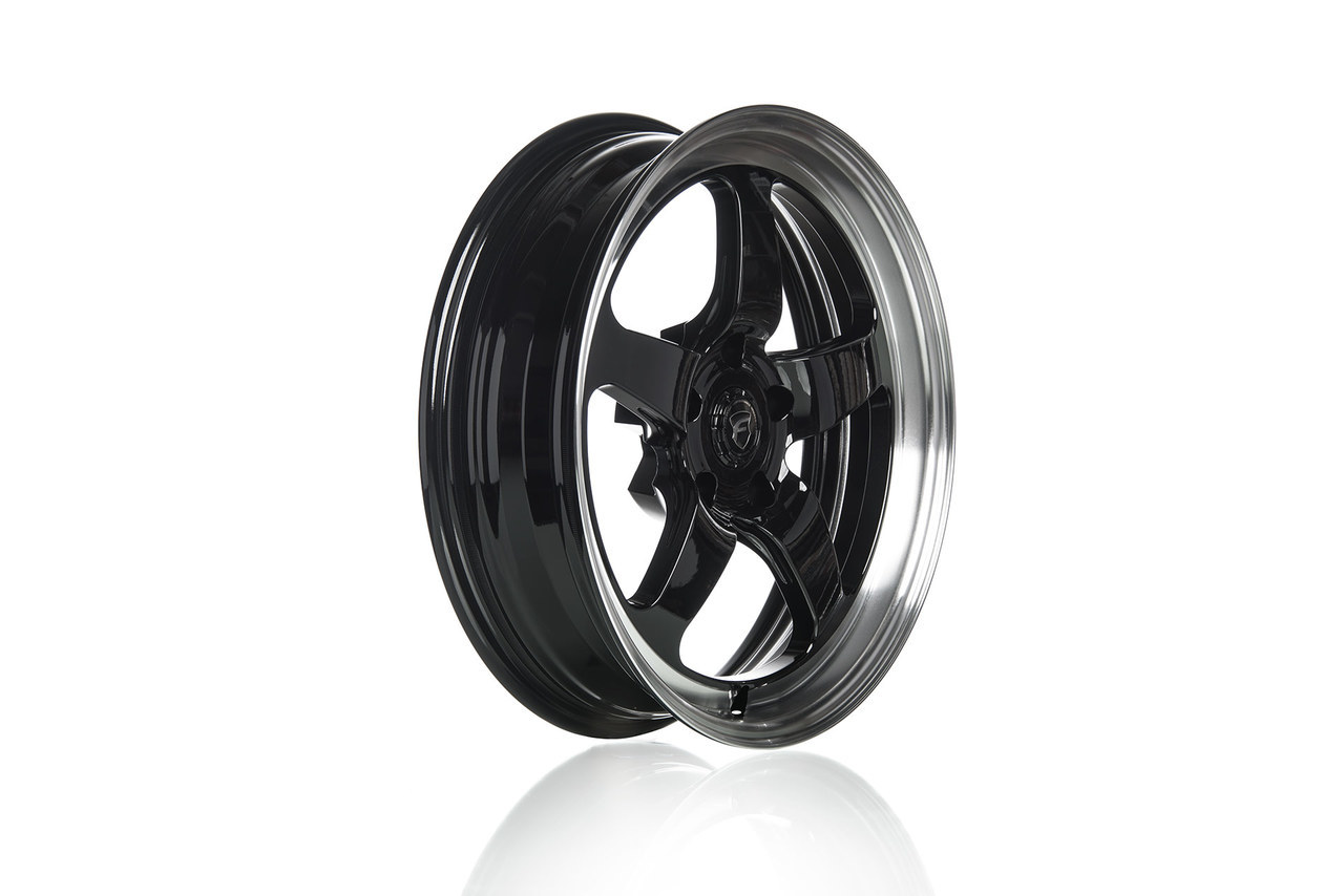 Forgestar_D5_Gloss_Black_wMach
