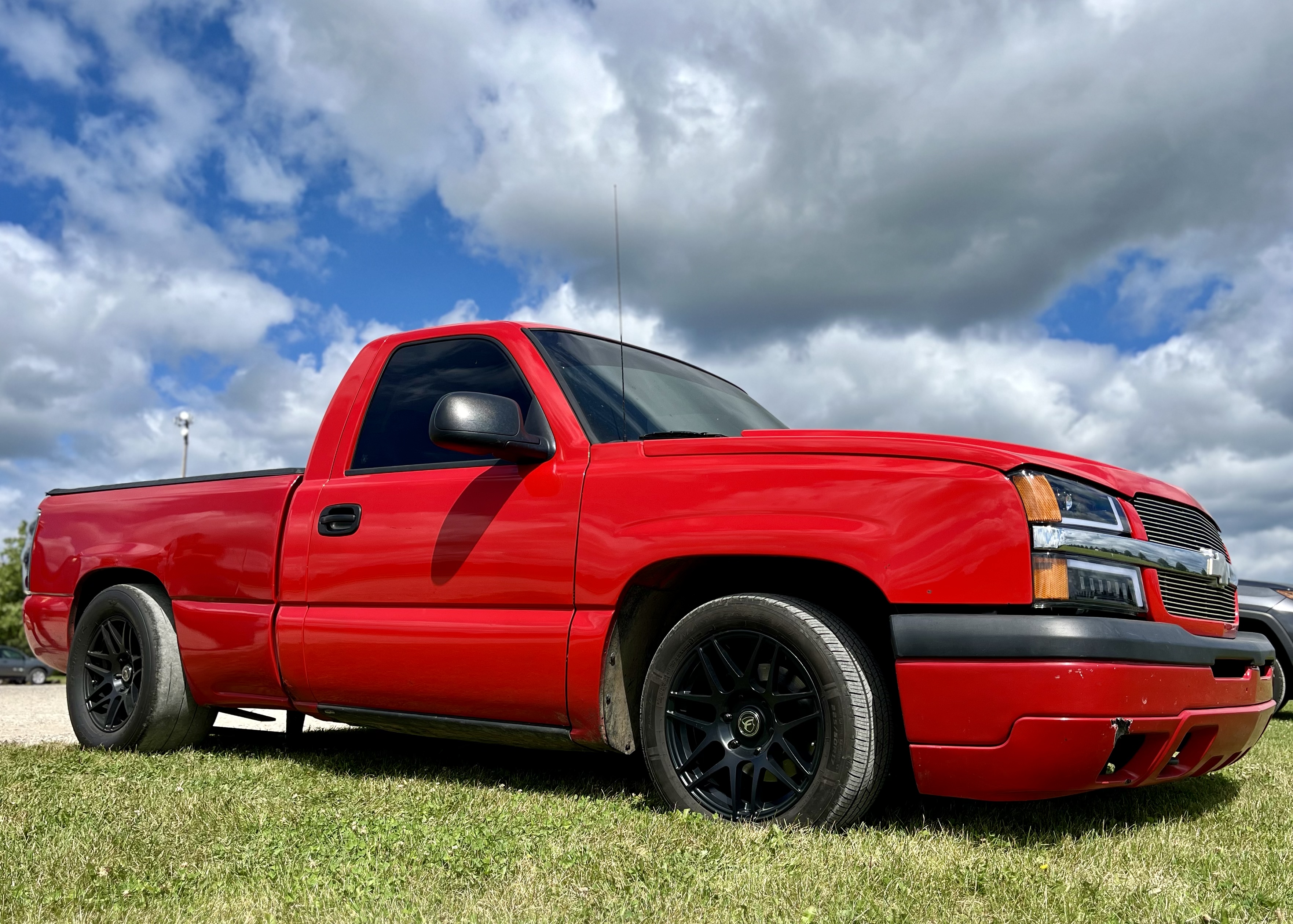 Forgestar F14 Drag Pack Sierra Silverado Satin Black Wheel 17x7