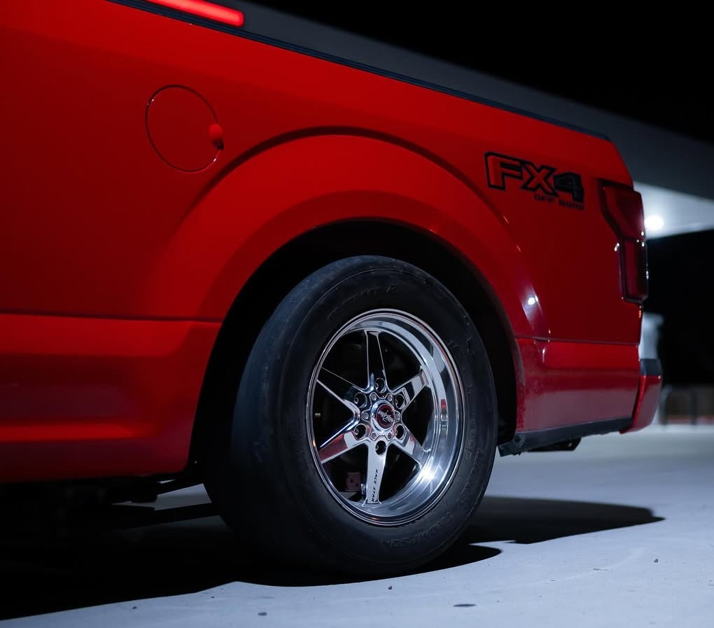 Race Star 93 Truck Star Chrome Wheel 17x9.5 6x135 BC (F-150) 6.125