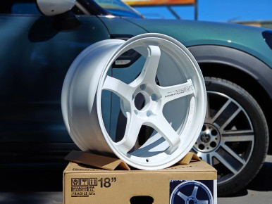 Advan GT Beyond 18x9.5 | +45 | 5x100 Racing White Wheel | Father's