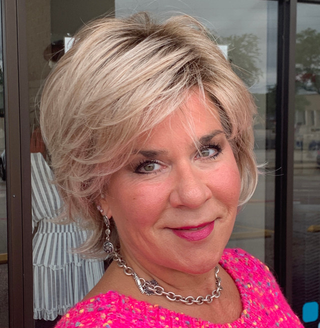 Mimi's Exclusives! Page 1 Mimi's Wig Boutique