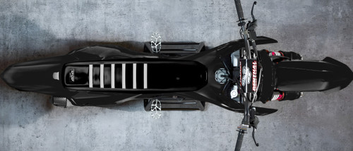 BLACK TOP/BLACK SIDES/WHITE RIBS 