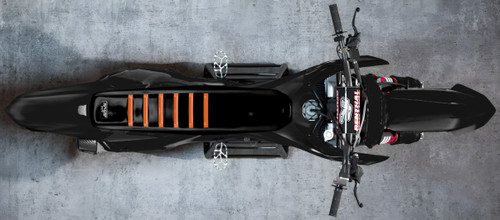 BLACK/TOP/BLACK SIDES/ORANGE RIBS