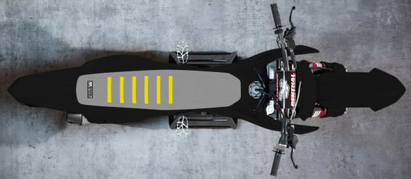 GREY TOP/GREY SIDES/YELLOW RIBS