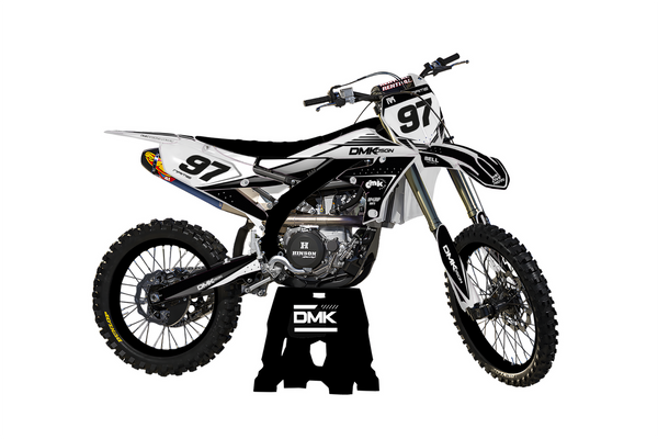 Yamaha Kit (Black/White)