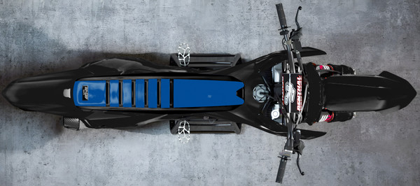 YAMAHA BLUE TOP/BLACK SIDES/BLACK RIBS