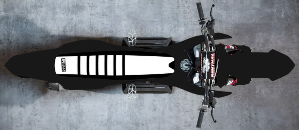 WHITE TOP/BLACK SIDES/BLACK RIBS (SUZUKI)