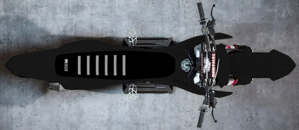 BLACK TOP/BLACK SIDES/GREY RIBS (SUZUKI)