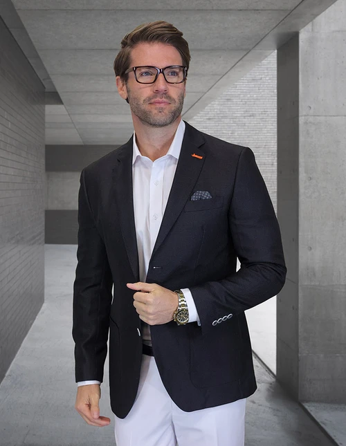 Valentin 7 Sport Coat in Black