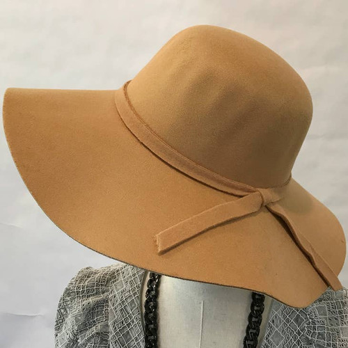 Cool Floppy Hat Camel