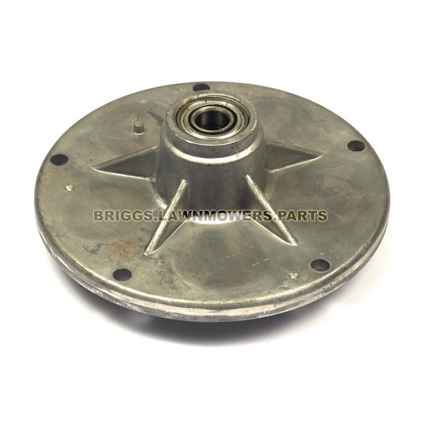 492574MA - JACKSHAFT HSNG Briggs and Stratton Original Part - Image 1