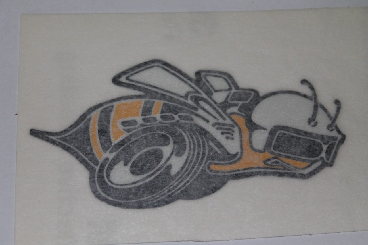 Decal Quarter Panel 71 SuperBee "Quarter Panel Bee" RH & 68 SuperBee Trunk Panel 