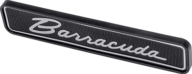 Dash Emblem 71-74 Barracuda