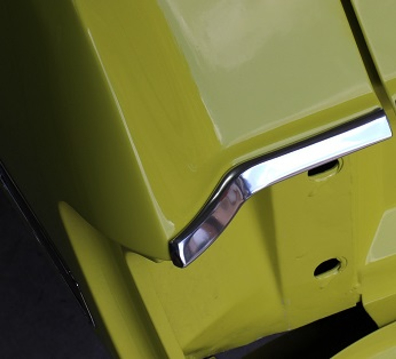 Molding Set Quarter Extensions 70-72 Dart & Scamp