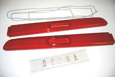Tail Lamp Lens 3 Pieces 70 Challenger