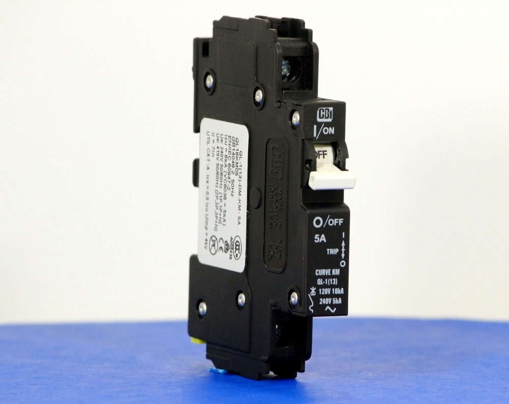 Siemens 5SJ4 1-Pole Circuit Breaker – 8A, Tripping Characteristic C, DIN Rail Mount, UL 489 Rated