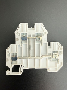 2 Tier Terminal Block, Screw Clamp, Internal Shorting Bar, 30-12AWG, 600V, 20A, White, SRKD 2,5/SV, 17181.7
