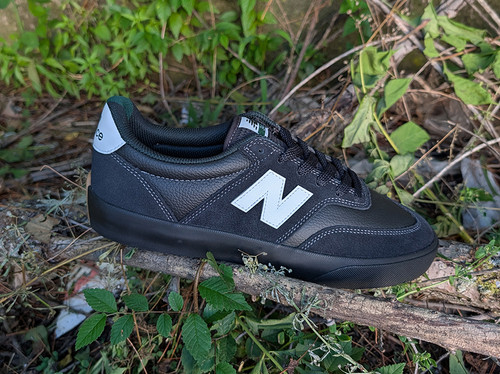 New Balance 340 (Black)