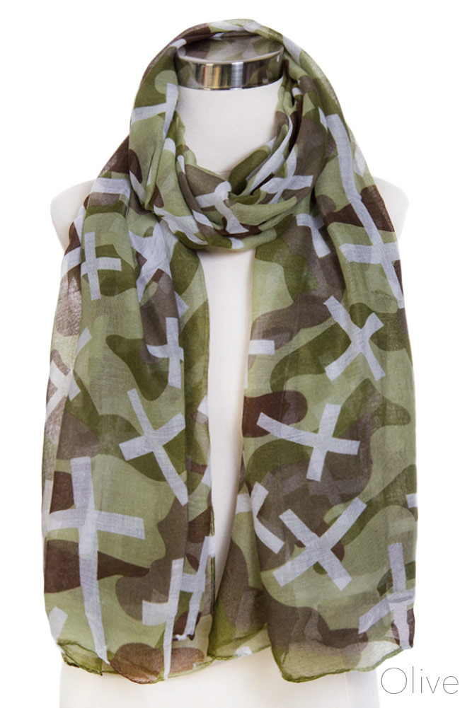 Women's Camo Pattern Oblong Scarf — scarf photo 3