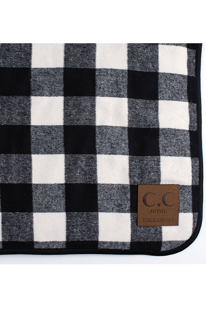 Buffalo Check Sherpa Throw Blanket for Couch and Bed — blanket photo 7