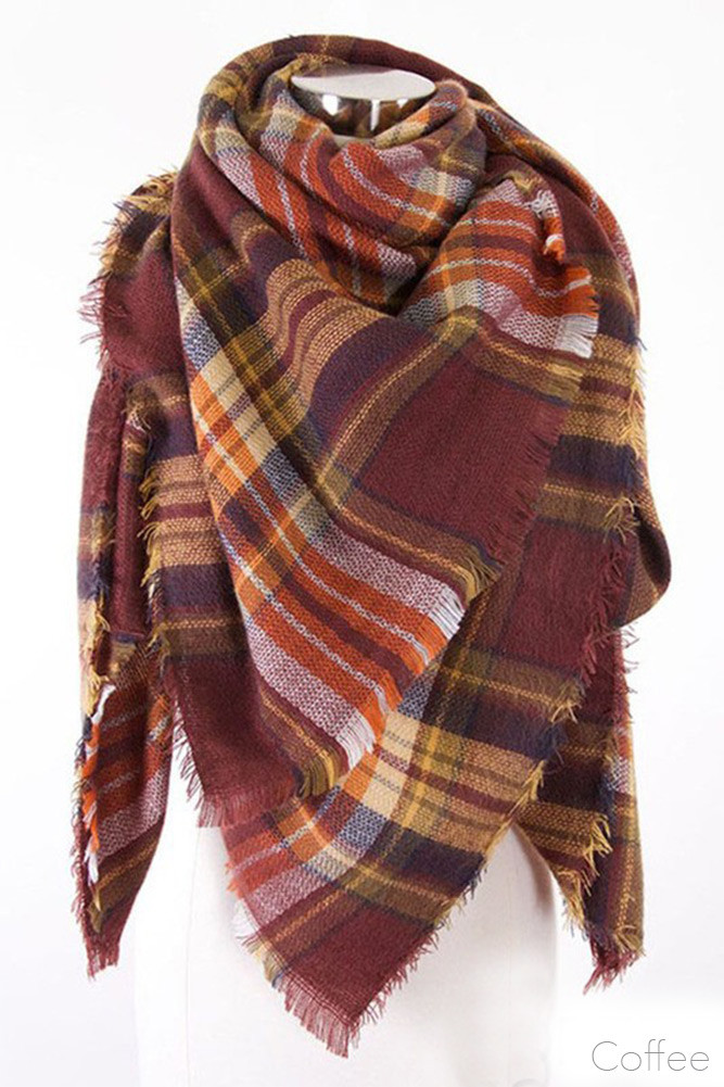 Women's Oversize Blanket Scarf — scarf photo 3