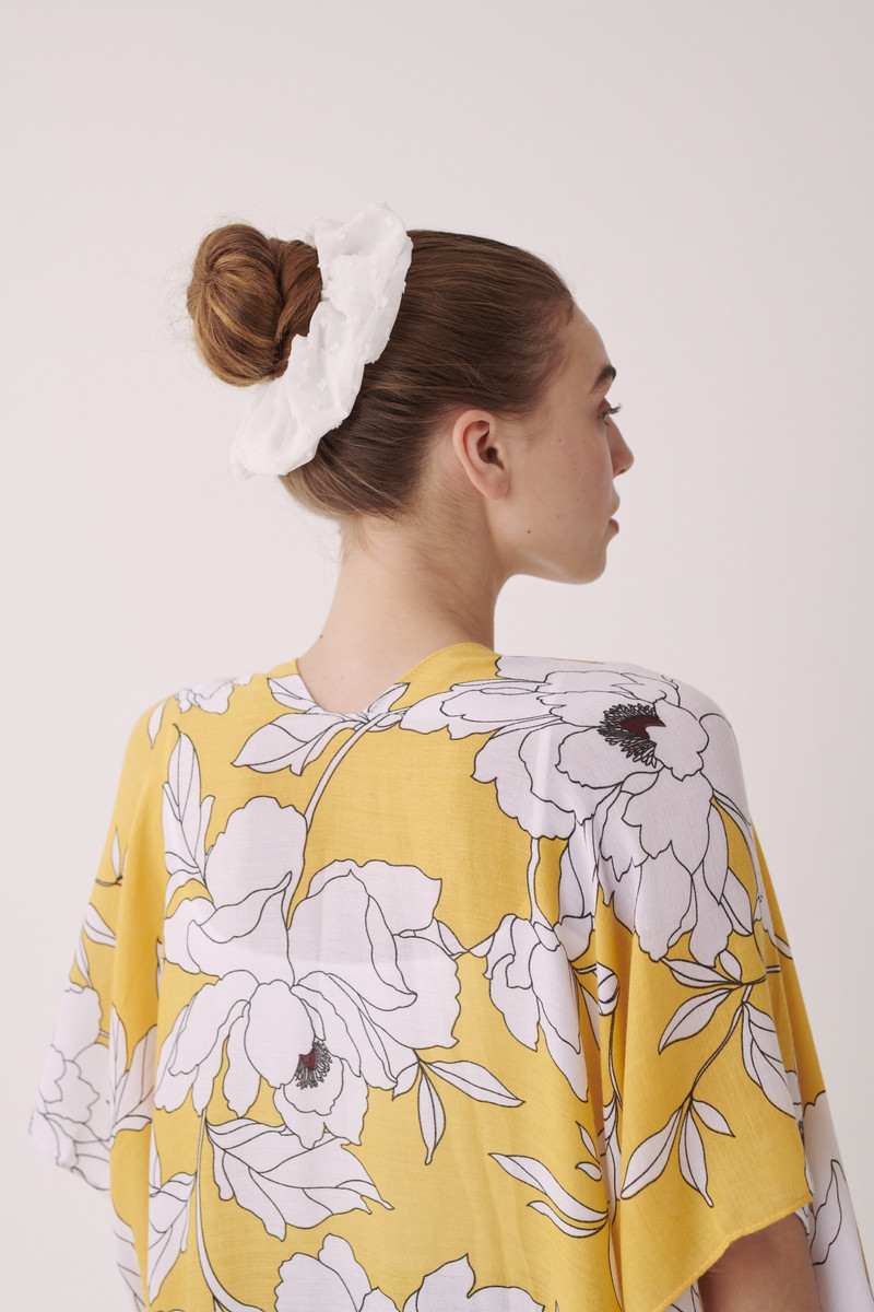 Women's Polka Dot Oversized Scrunchie — scrunchie photo 5