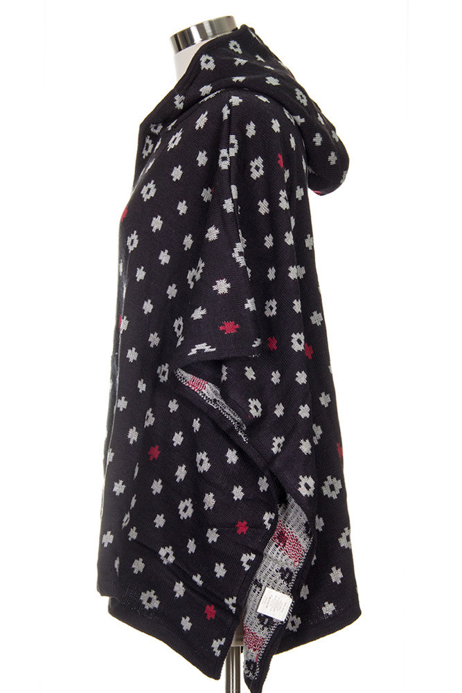 Women's Aztec Pattern Hooded Wrap — clothing piece photo 4