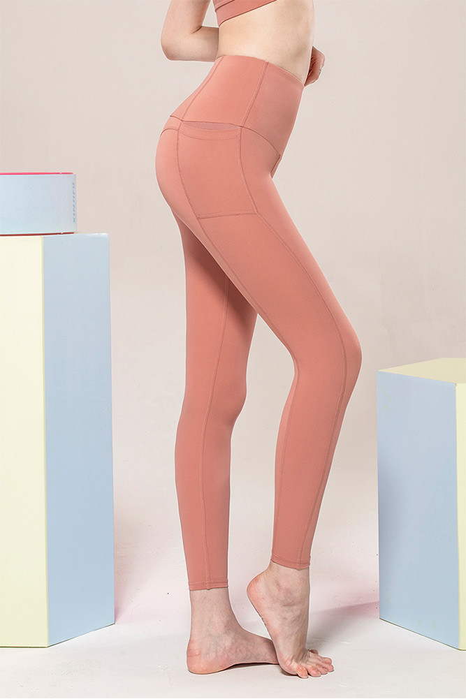 Women's Solid Stash Pocket Tights in Pink