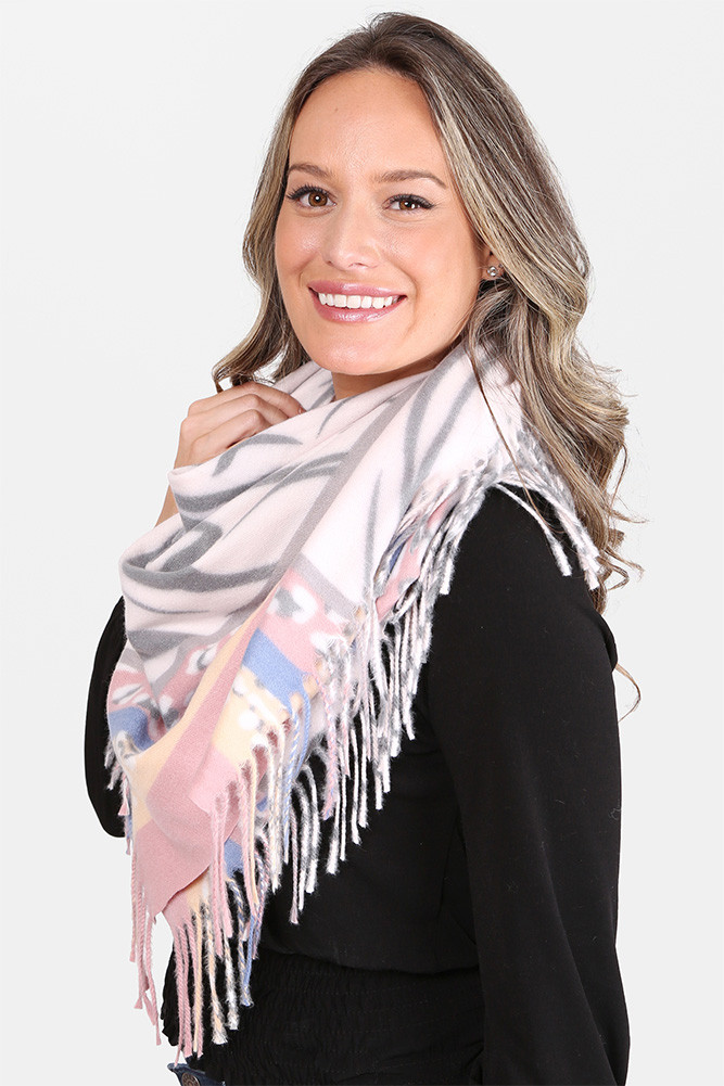 Women's Animal Print Knit Blanket Scarf in Pink