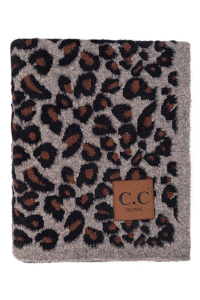 Soft Leopard Throw Blanket for Couch and Bed — blanket photo 6