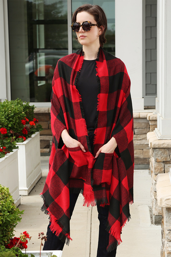 Women's Plaid Pattern Fringe Ruana in Black Red