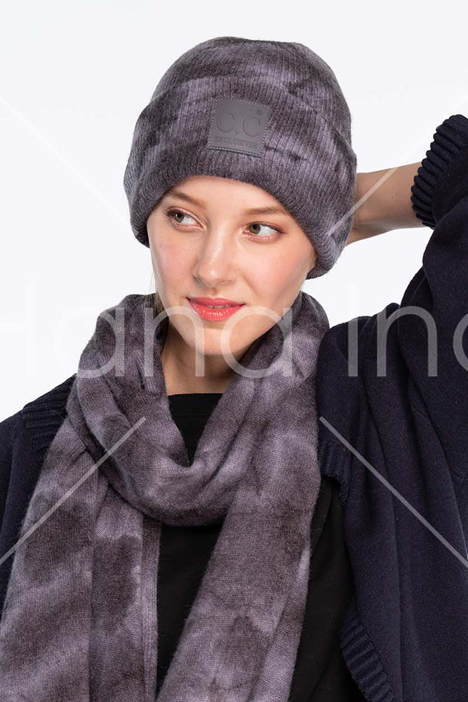 Women's Rubber Patch Tie Dye Knit Warm Beanie — beanie photo 4