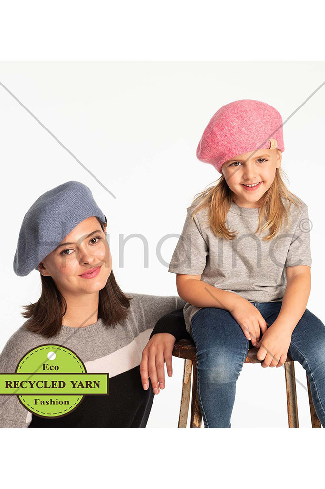 Women's Scalloped Texture Pattern Wool Beret Beanie — beret photo 4