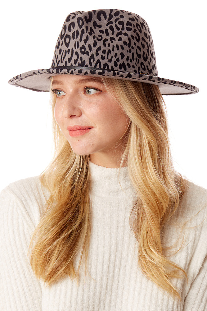 Women's Belt Buckle Trim Leopard Print Felt Hat in Gray