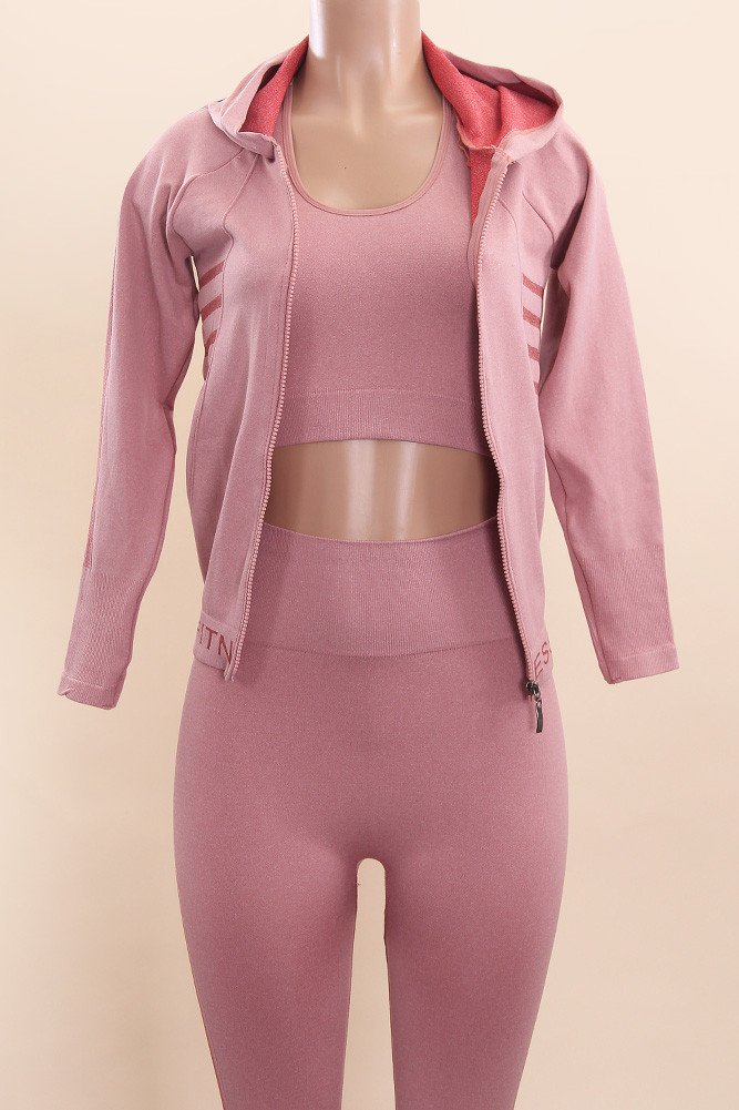Assorted Color Stripe Sportswear — clothing piece photo 3
