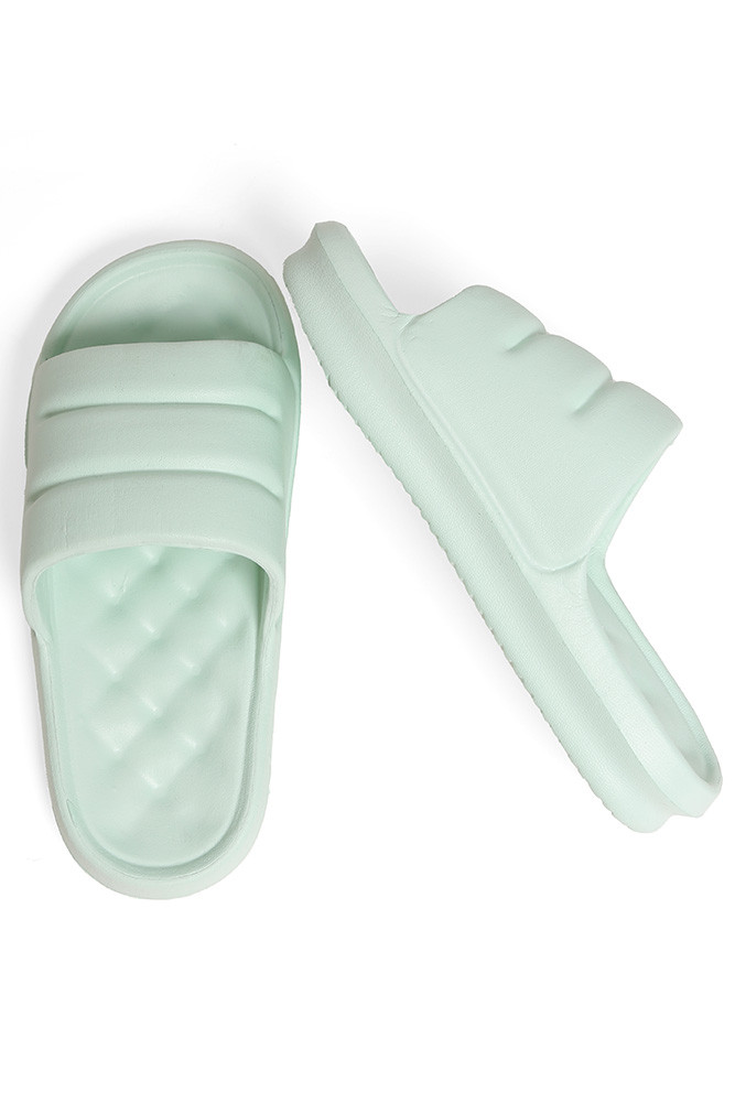 Women's Solid Comfy Sleeper in Mint