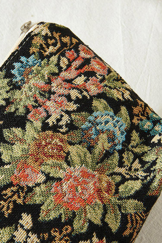 Women's Tone Down Floral Pattern Pouch — pouch photo 3